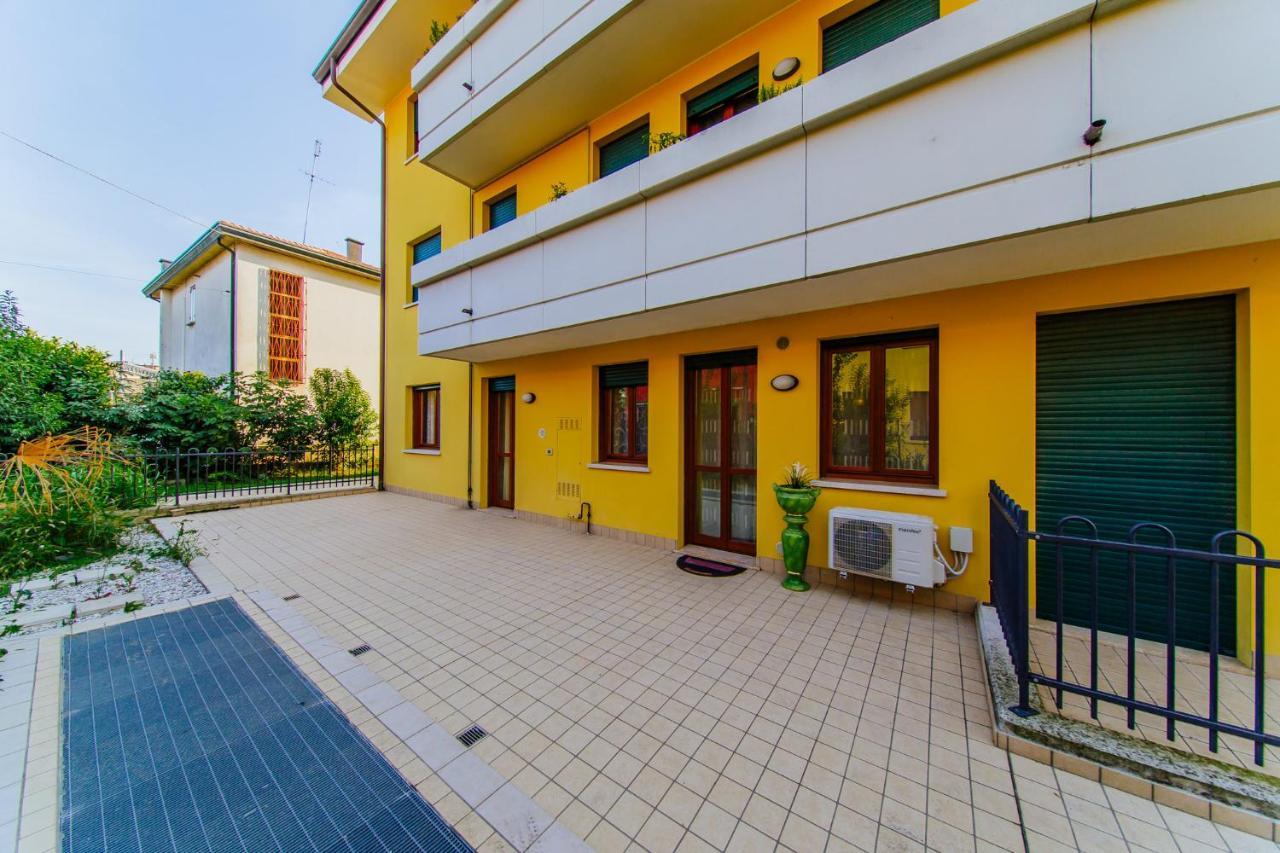 Appartement Welc-Om Sofia à Padoue Extérieur photo