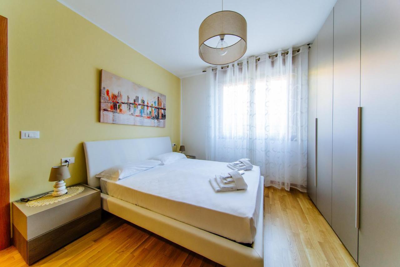 Appartement Welc-Om Sofia à Padoue Extérieur photo